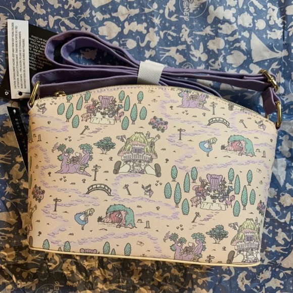 SOLD NWT Disney Alice in Wonderland Map Handbag - Picture 3 of 3